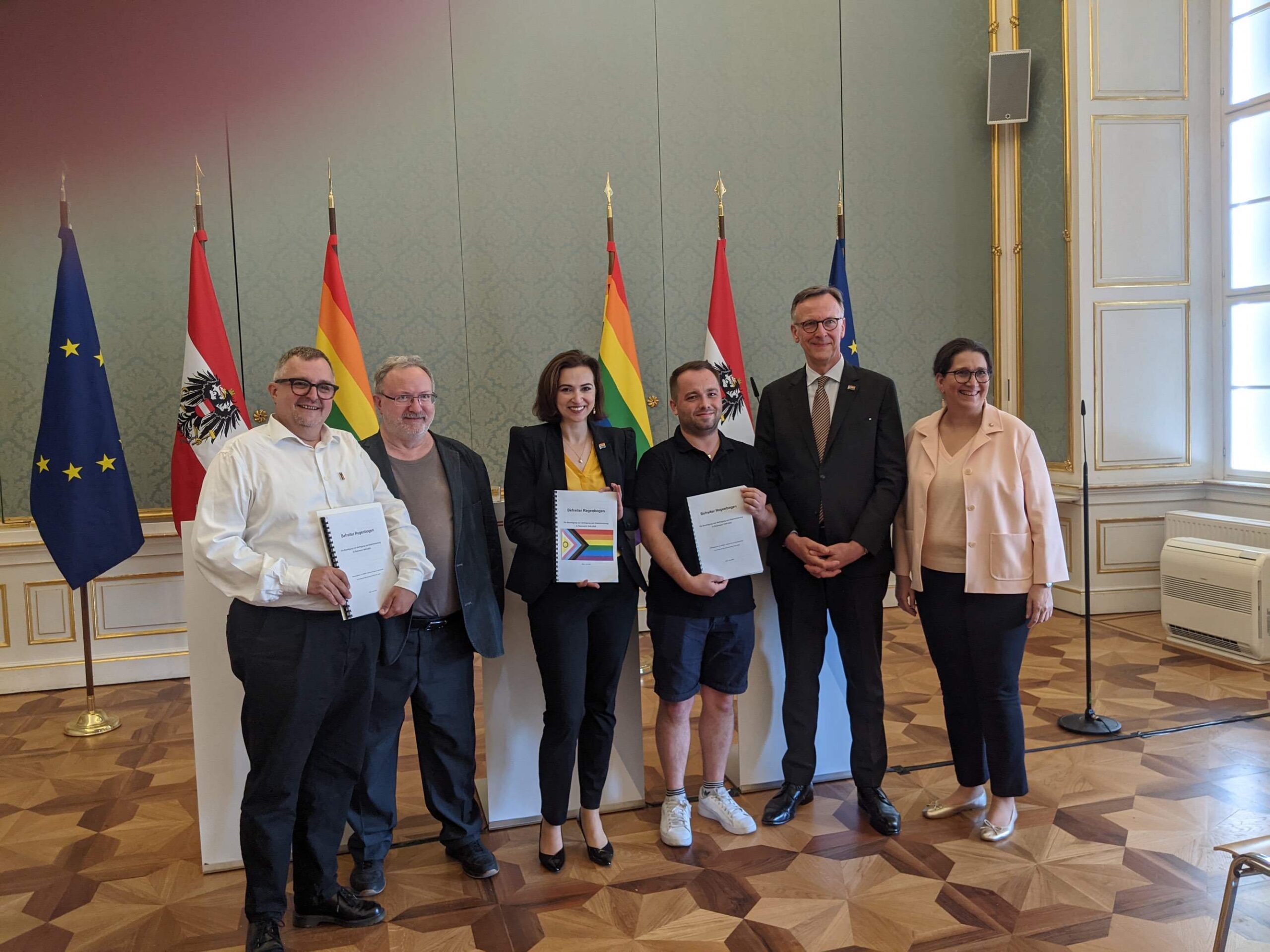 Historische Aufarbeitung: Justizministerin Alma Zadić präsentiert Studie zur historischen Verfolgung der LGBTIQ-Community